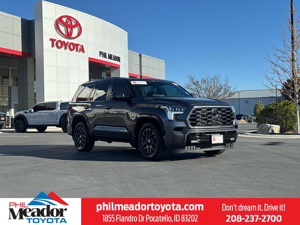 Used 2025 Toyota Sequoia Platinum AWD/4WD image 1