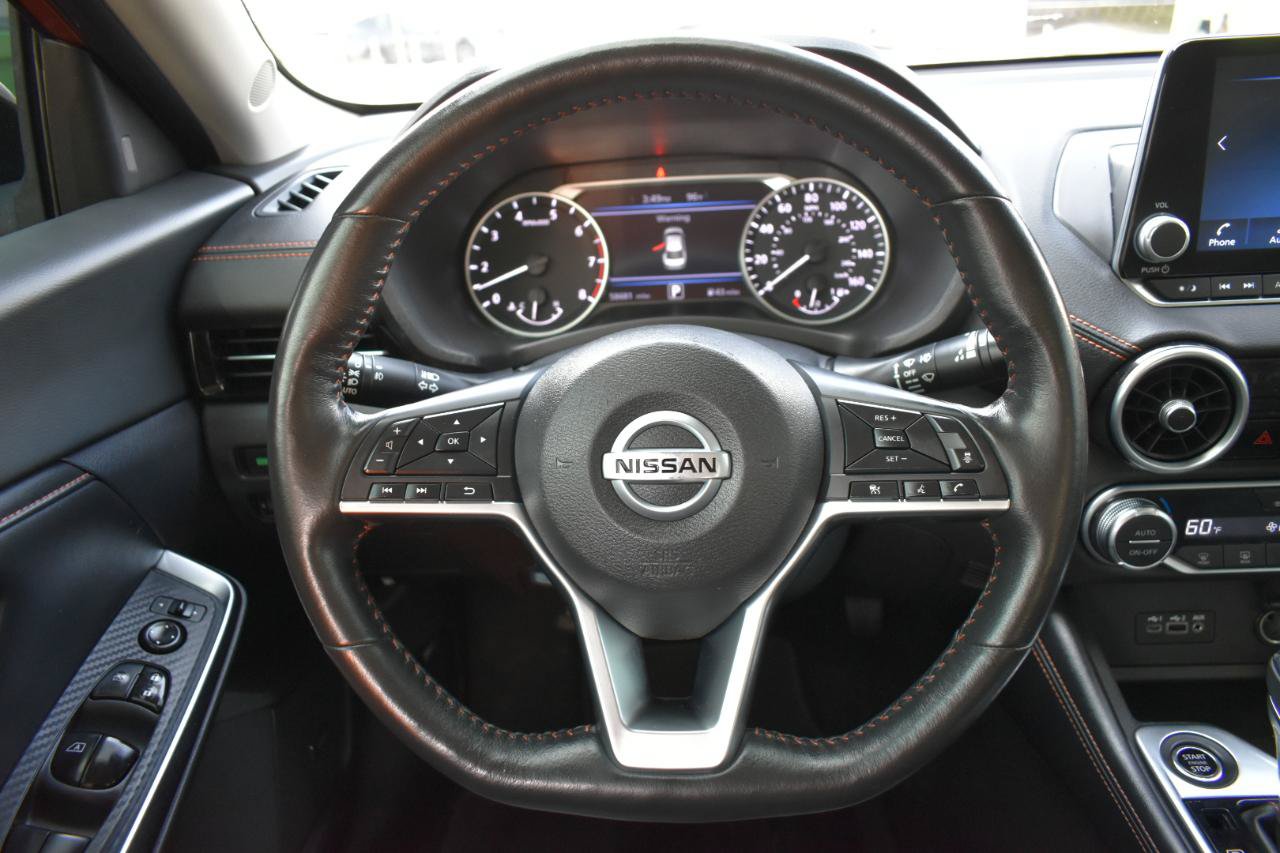 Used 2022 Nissan Sentra SR w/ SR Premium Package FWD image 12
