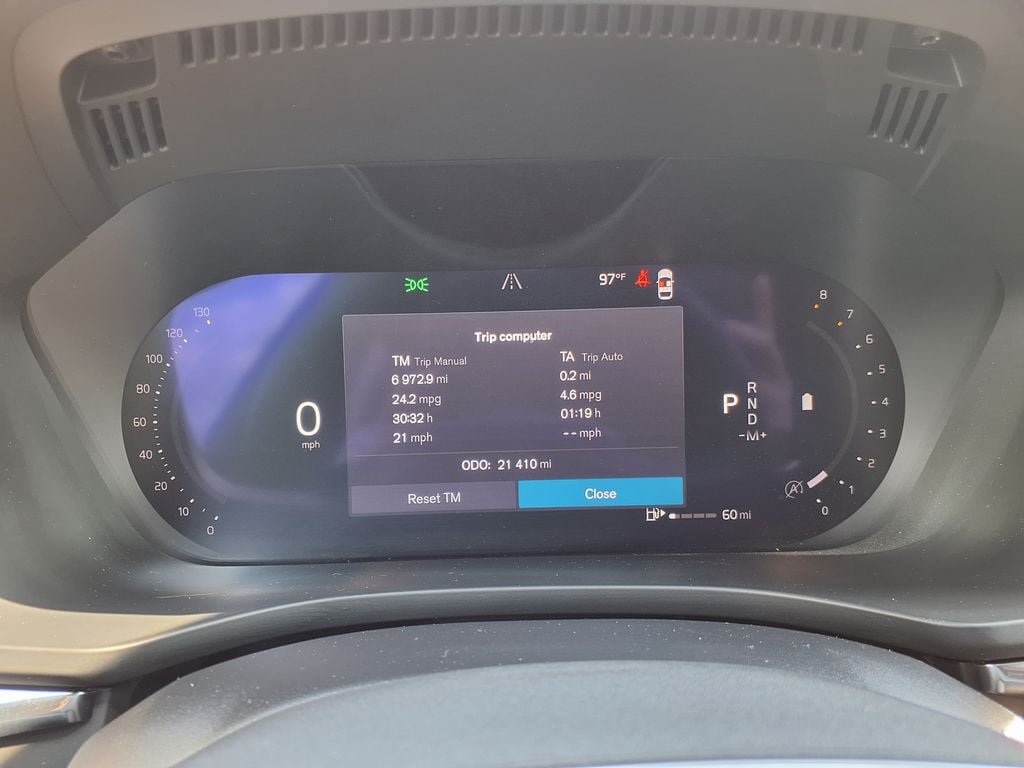 Certified 2023 Volvo XC60 B5 Ultimate AWD/4WD image 36