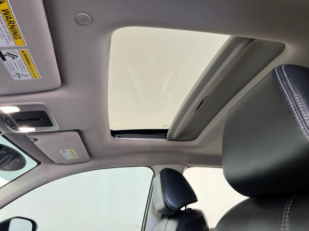 Used 2024 Honda HR-V EX-L image 23