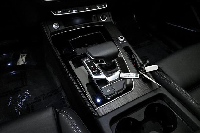 Certified 2025 Audi Q5 e Premium Plus w/ Premium Plus Package image 15