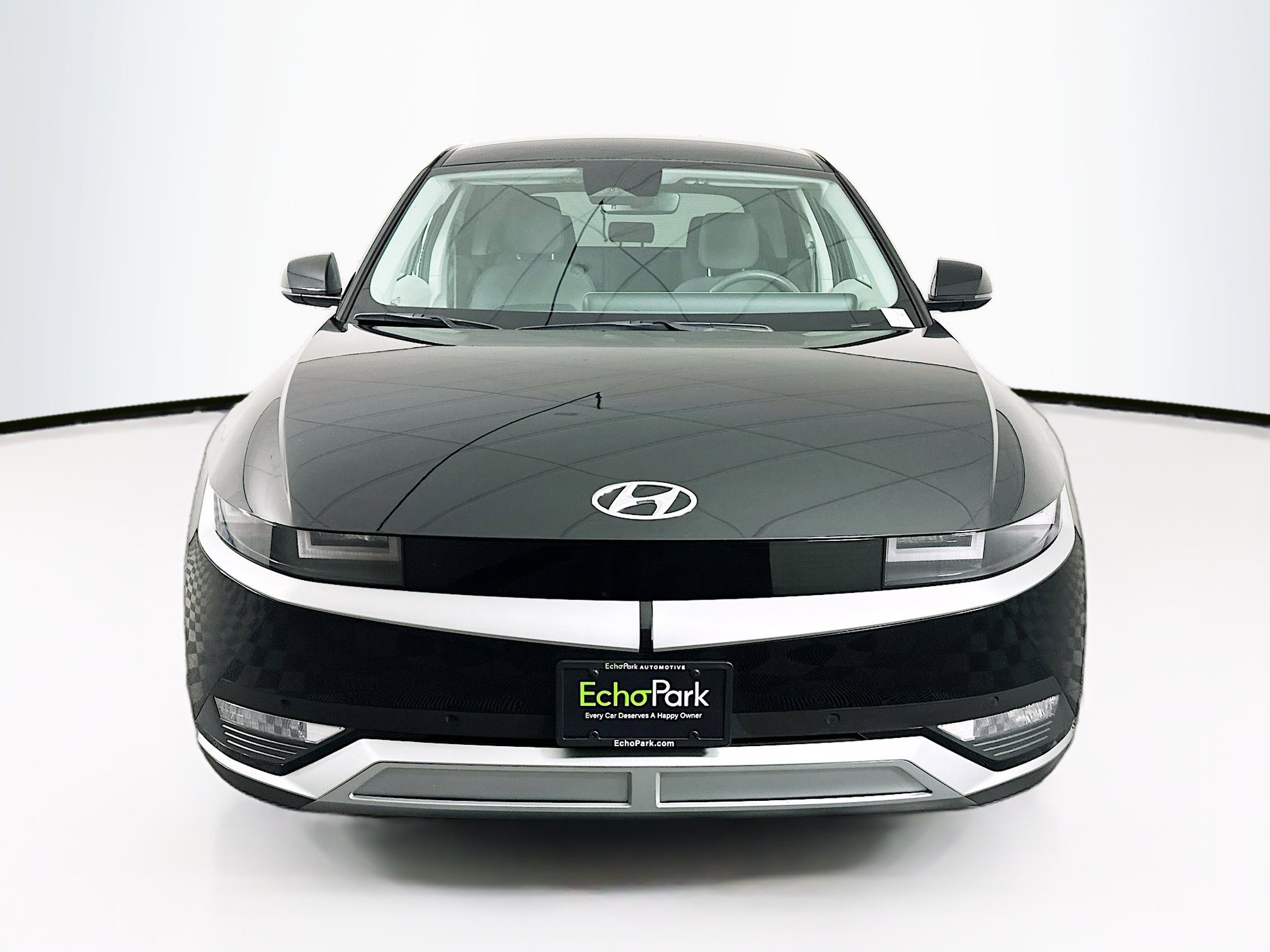 Used 2024 Hyundai Ioniq 5 SEL RWD image 2