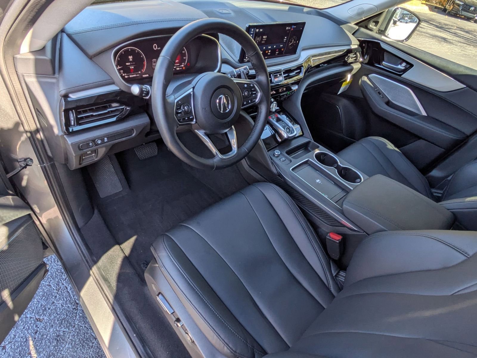 Certified 2025 Acura MDX FWD image 9