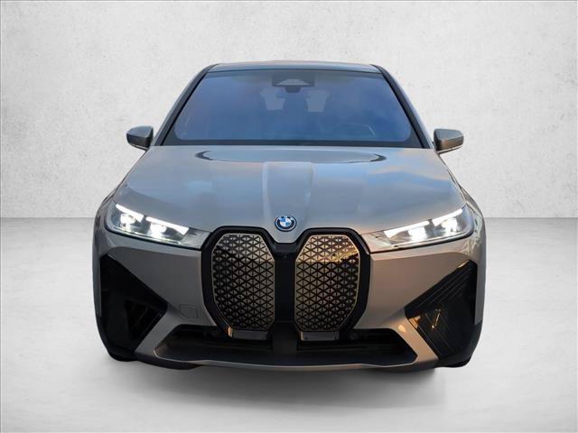 Used 2024 BMW iX xDrive50 w/ Premium Package AWD/4WD image 2