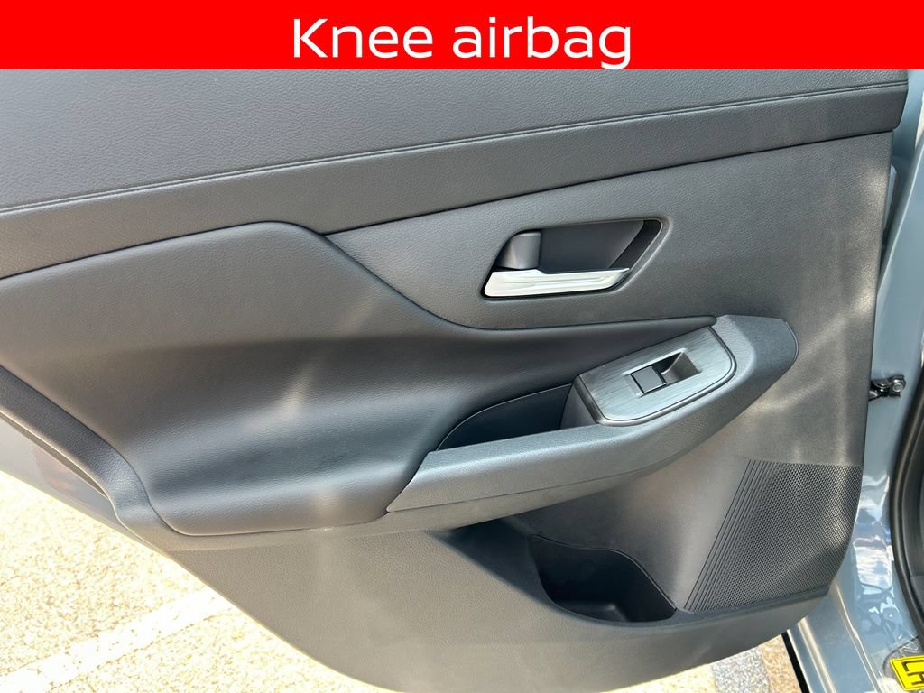 Certified 2026 Nissan Sentra SR w/ SR Premium Package FWD image 30