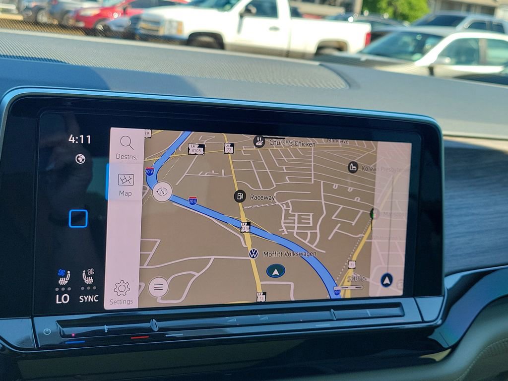 Used 2024 Volkswagen Atlas SEL Premium R-Line image 17