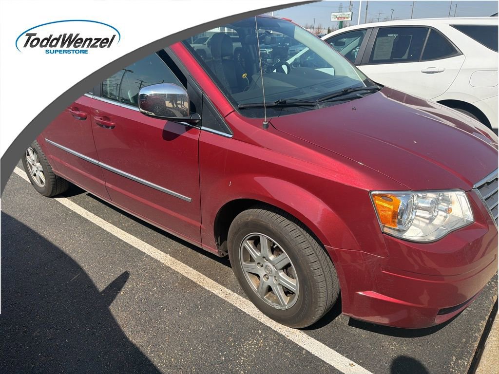 Used 2010 Chrysler Town & Country Touring Plus w/ Safetytec Group