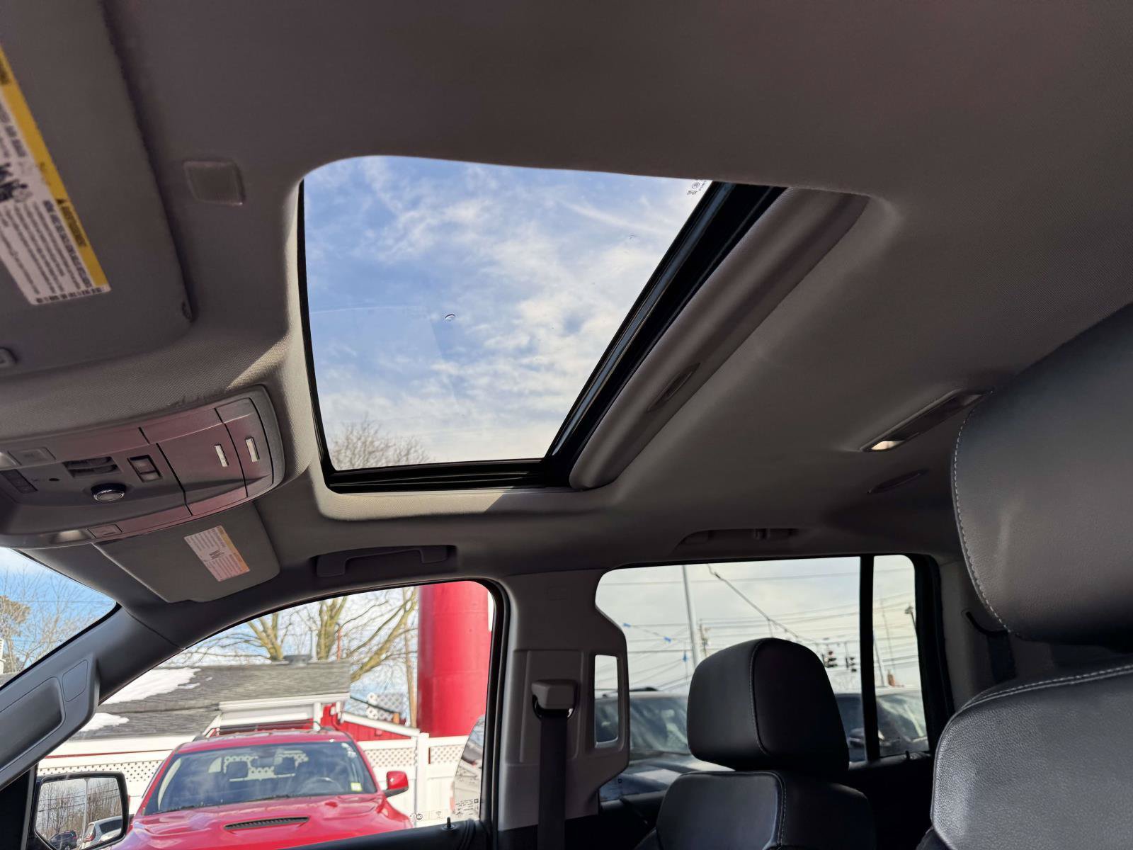 Used 2020 Chevrolet Suburban LT AWD/4WD image 17