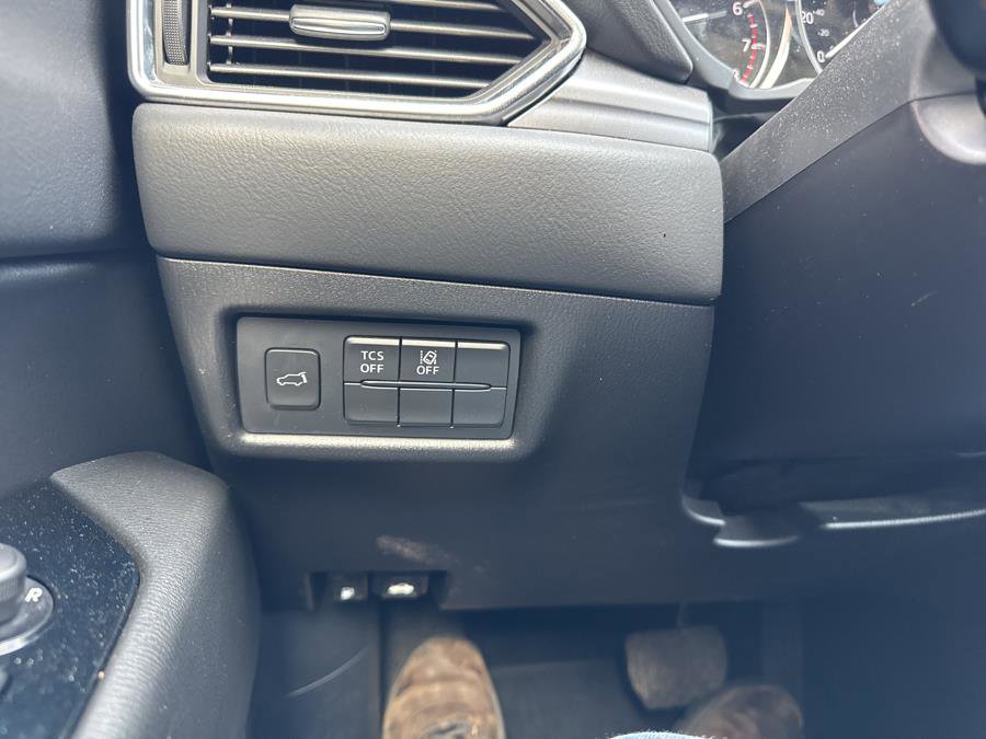 Used 2019 MAZDA CX-5 Touring image 32