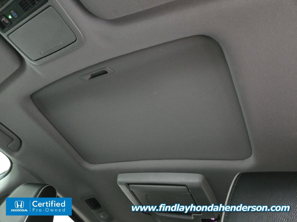 Used 2024 Honda Odyssey Elite image 13