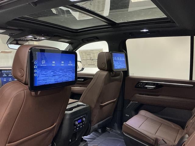 New 2026 Chevrolet Suburban High Country AWD/4WD image 27