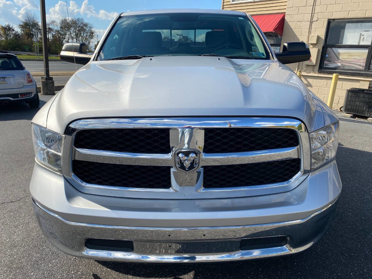 Used 2017 RAM 1500 Classic SLT w/ Trailer & Traction Group image 8