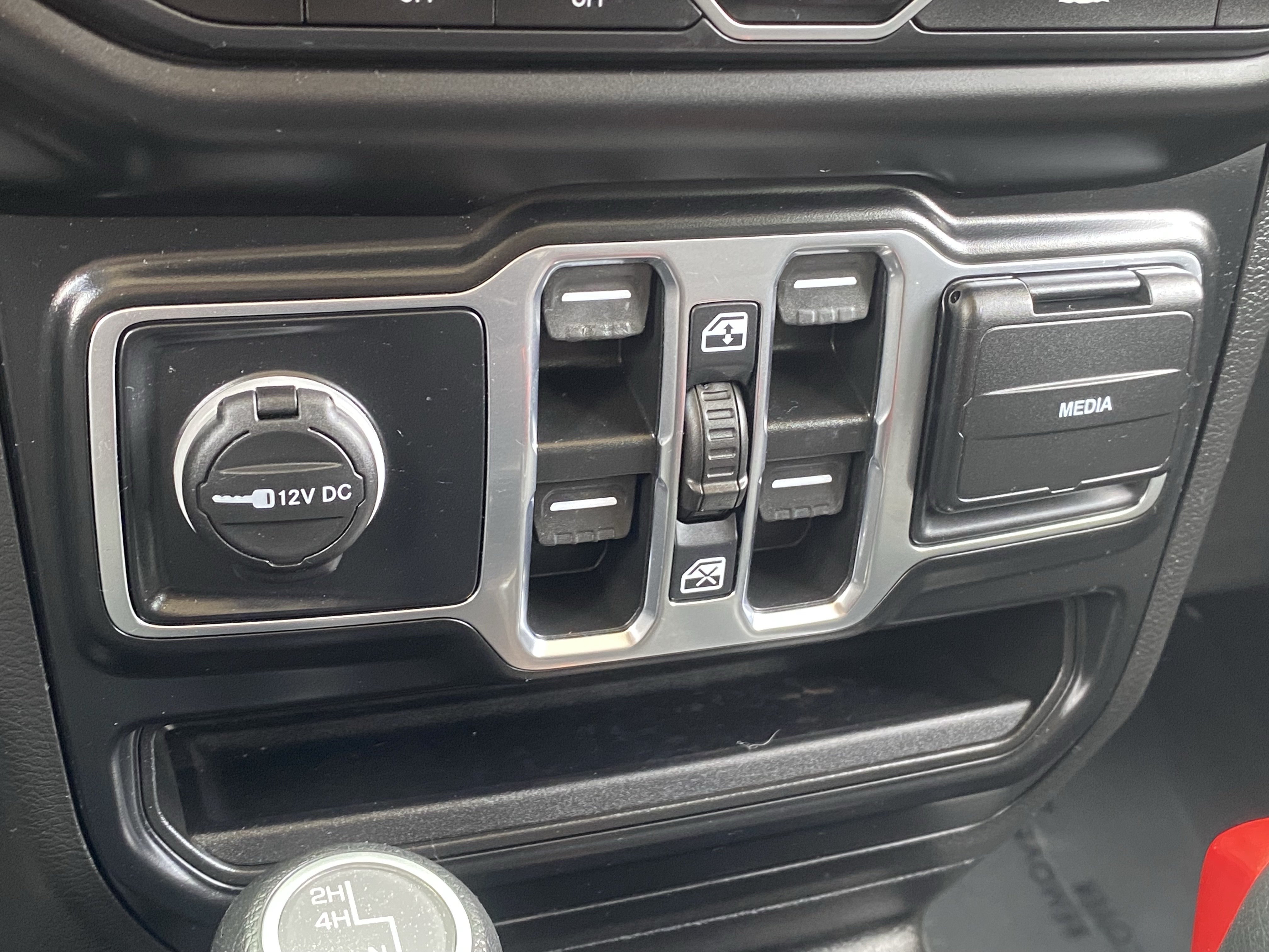 Used 2022 Jeep Wrangler Unlimited Sport AWD/4WD image 27