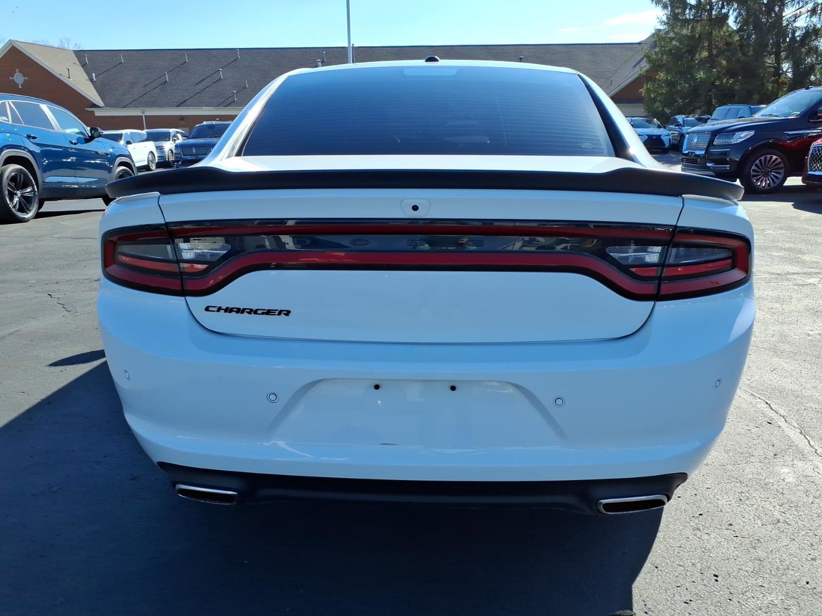 Used 2022 Dodge Charger SXT w/ Blacktop Package image 6