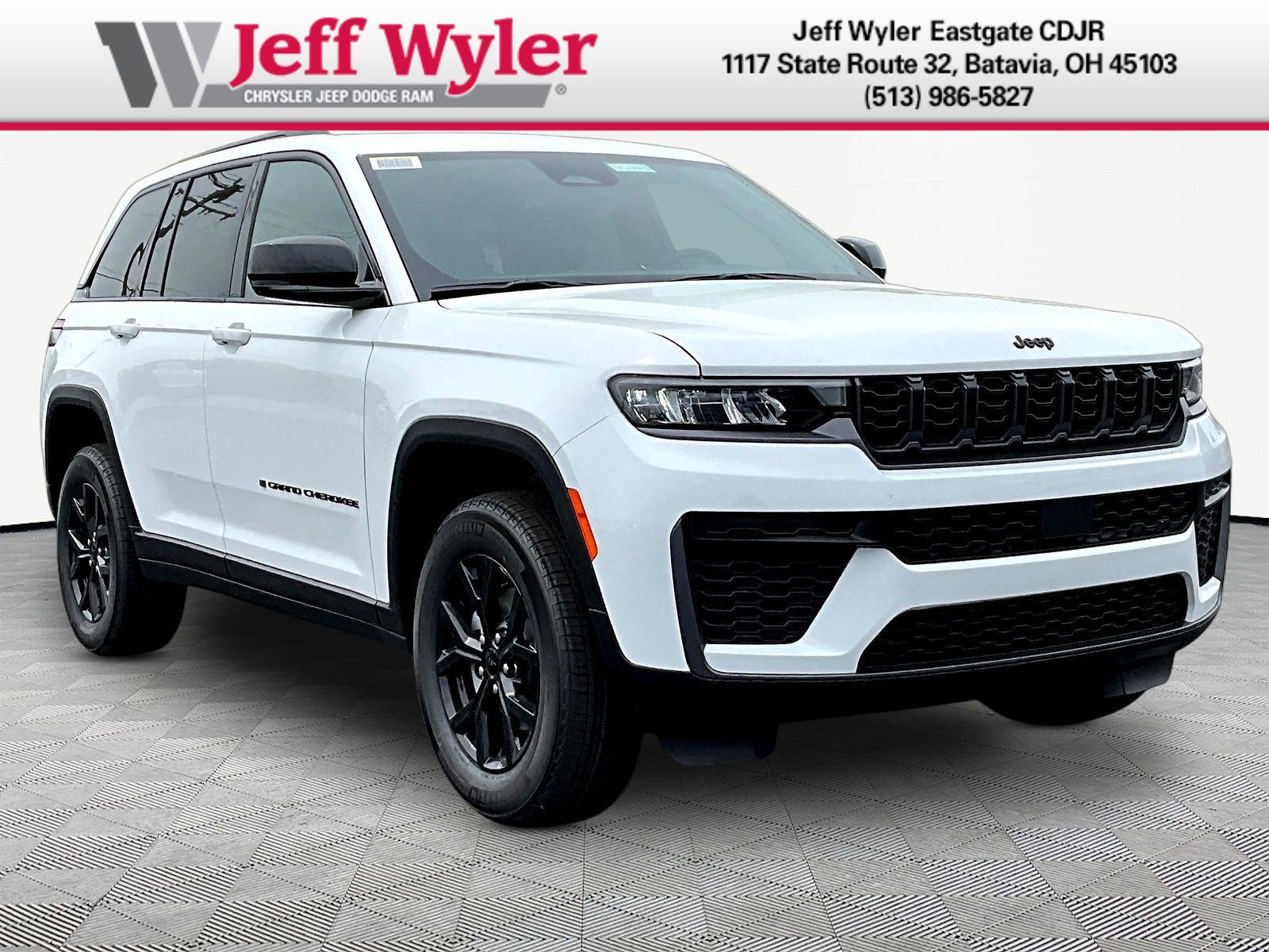 New 2026 Jeep Grand Cherokee Altitude AWD/4WD image 3