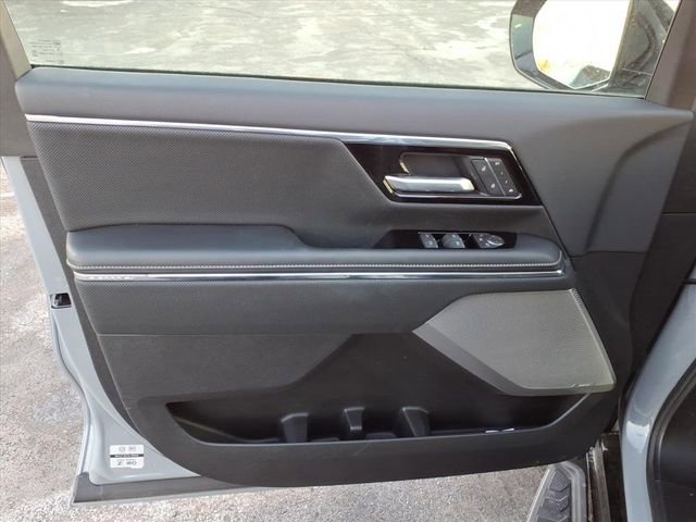 Used 2025 GMC Sierra EV Denali image 32