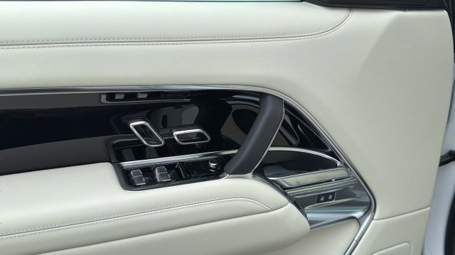 New 2026 Land Rover Range Rover SE AWD/4WD image 21
