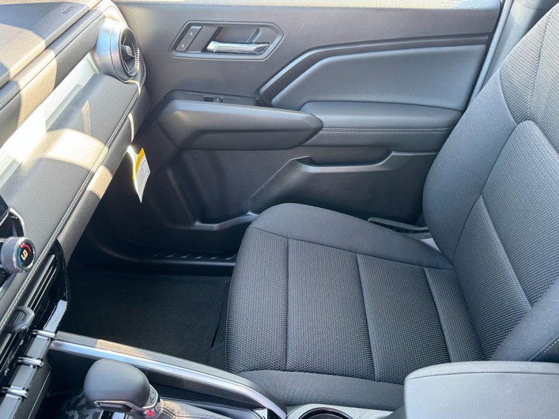 New 2026 Chevrolet Colorado LT RWD image 9