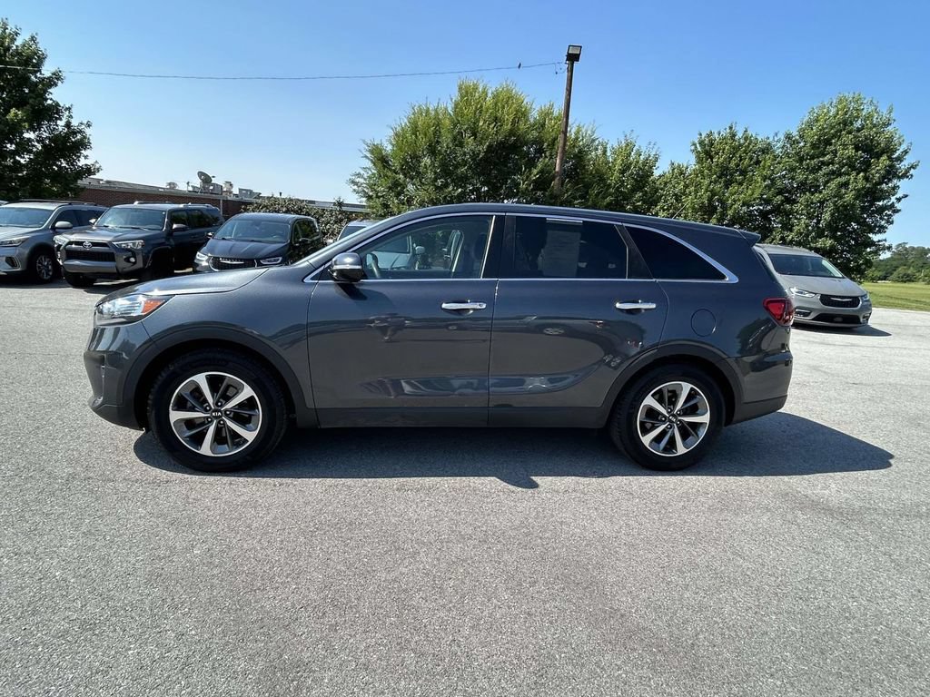 Used 2020 Kia Sorento FWD V6 image 11