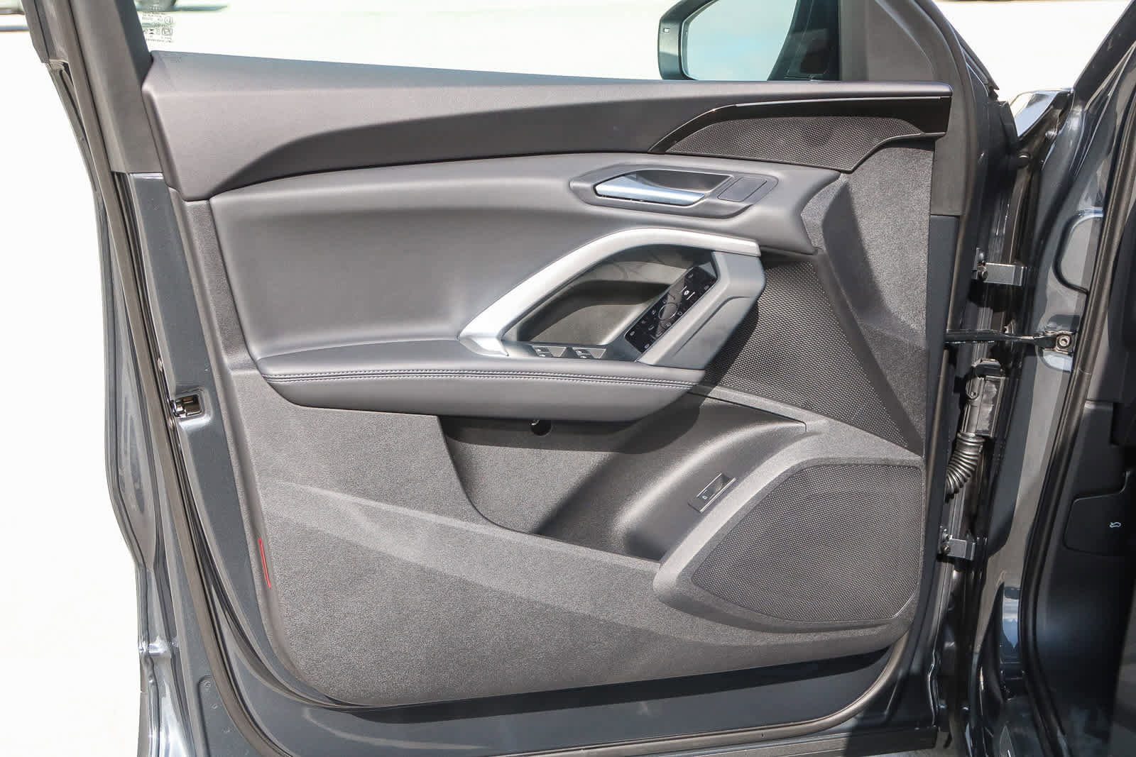 New 2025 Audi Q5 Premium image 30