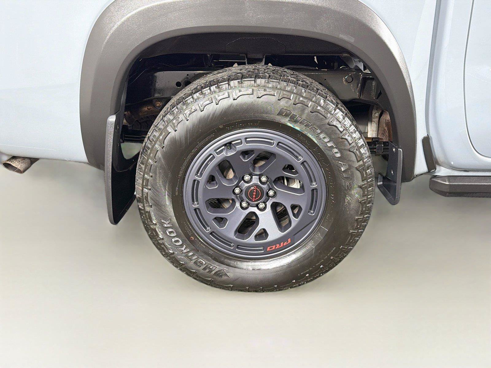 Used 2025 Nissan Frontier PRO-4X w/ Pro Convenience Package AWD/4WD image 34