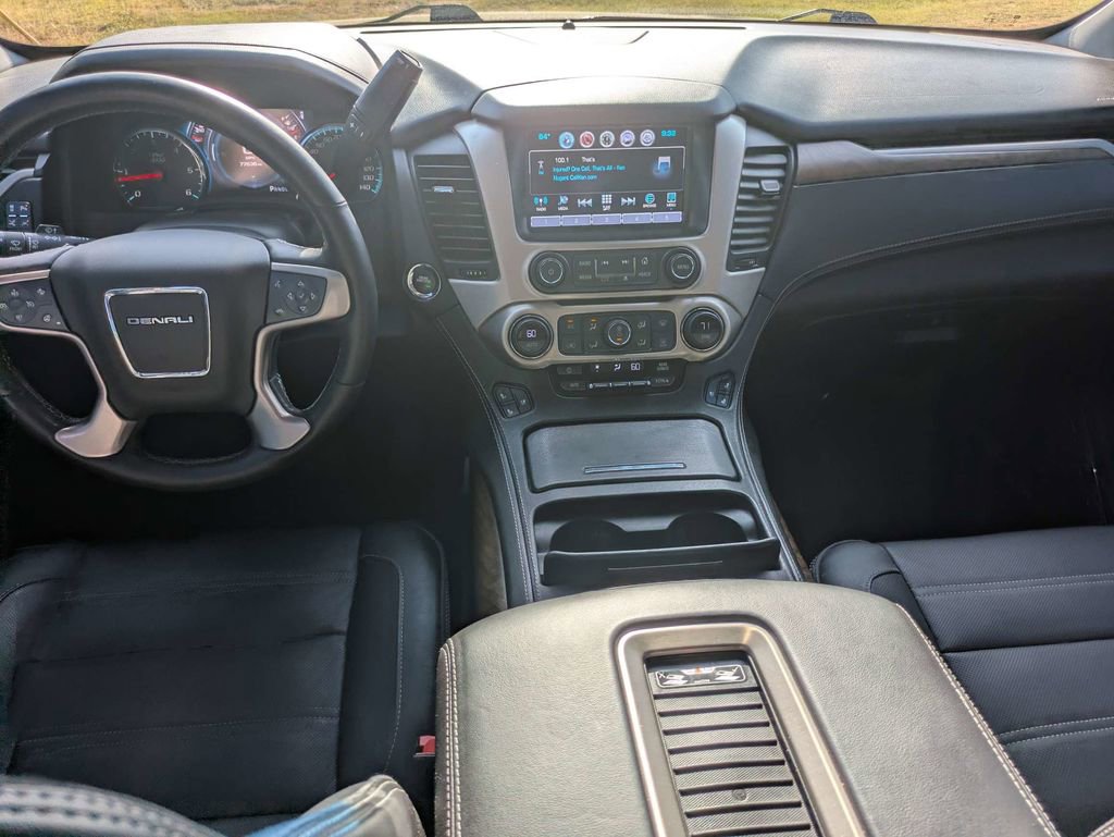 Used 2018 GMC Yukon Denali w/ Denali Ultimate Package RWD image 17