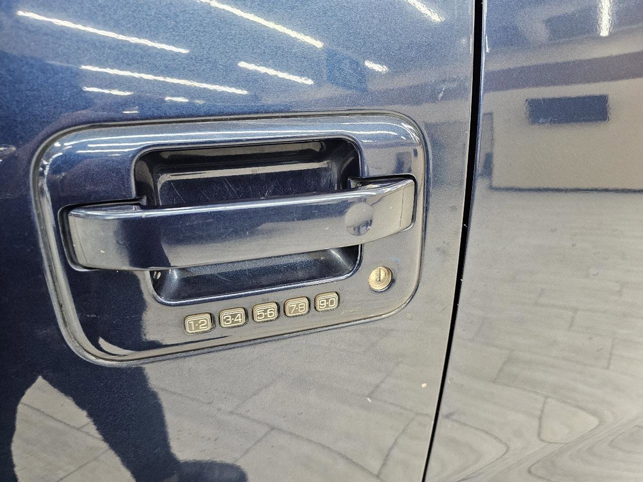 Used 2014 Ford F150 Lariat w/ Equipment Group 502A Luxury RWD image 11