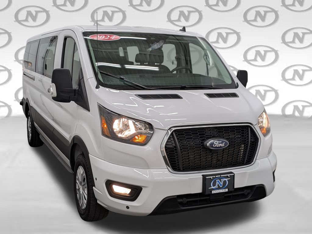 Used 2024 Ford Transit 350 XLT RWD image 19