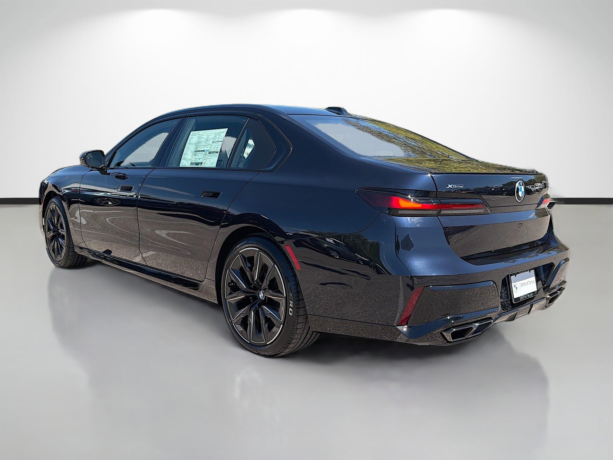 New 2026 BMW 760i xDrive image 5