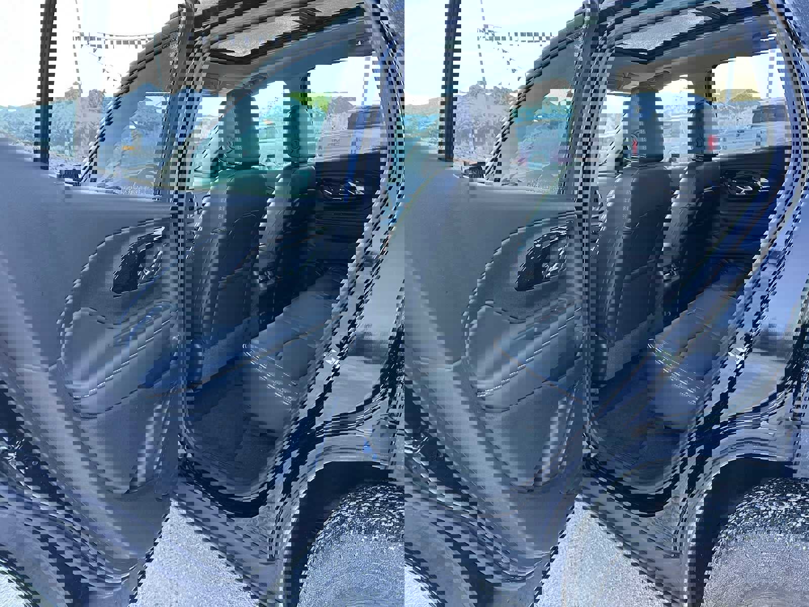 Used 2024 GMC Terrain AT4 w/ Infotainment Package II image 15