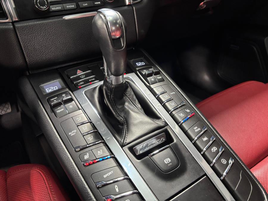 Used 2018 Porsche Macan GTS image 4