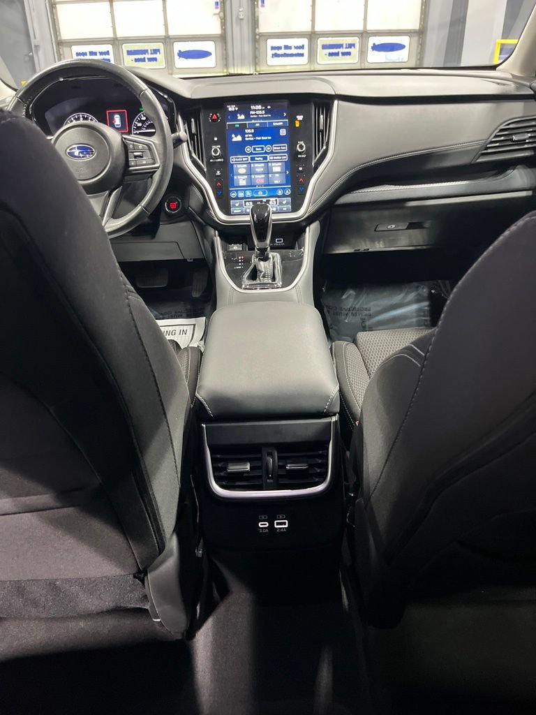Used 2024 Subaru Outback Premium AWD/4WD image 33