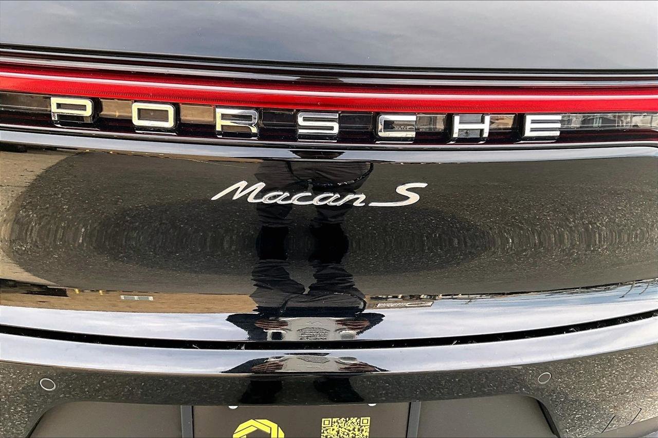 Used 2021 Porsche Macan S AWD/4WD image 24