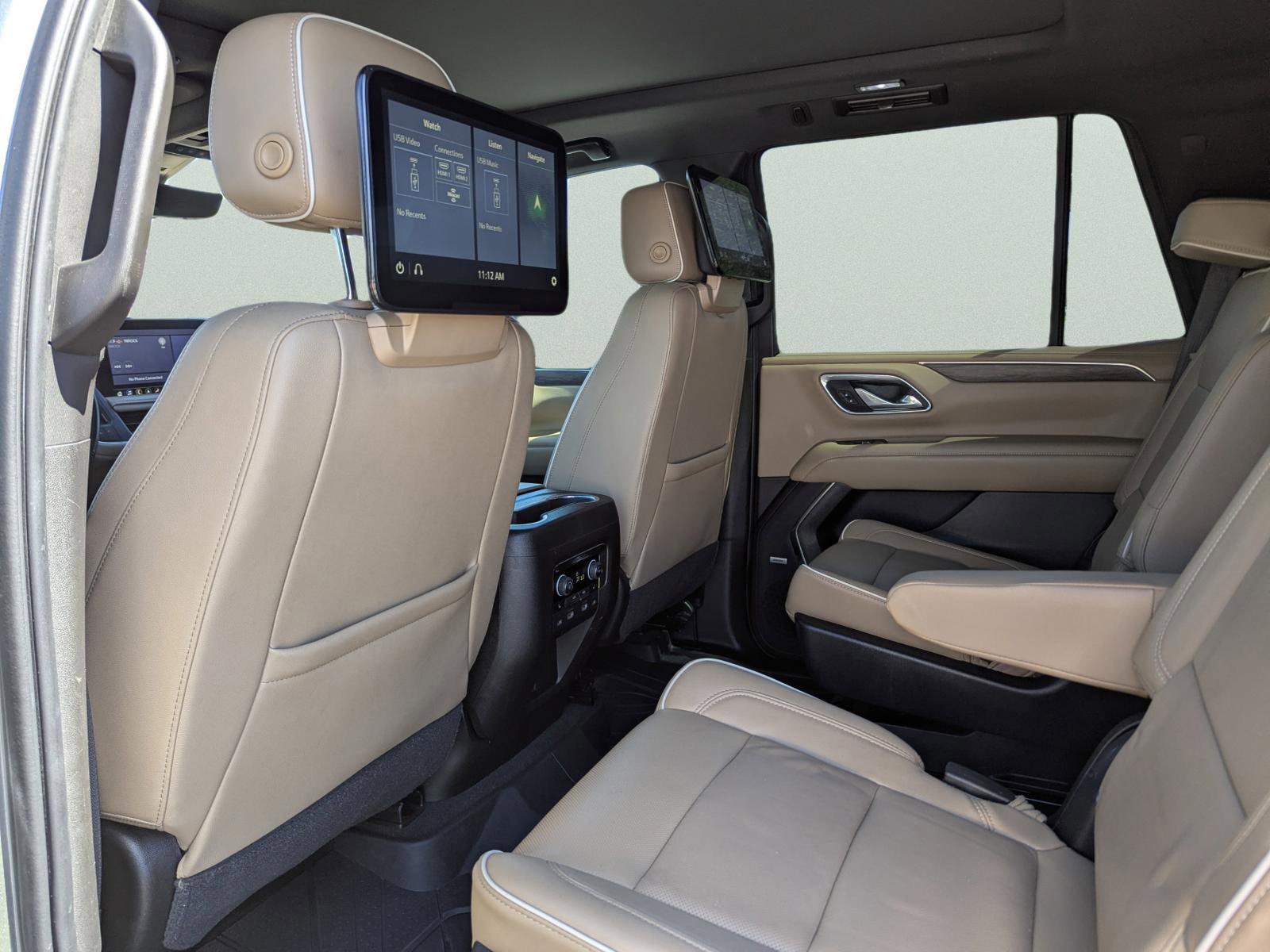 Used 2021 Chevrolet Tahoe Premier w/ Premium Package image 20