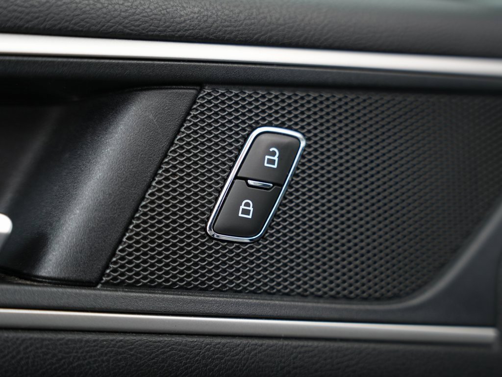 Used 2020 Ford Edge SEL w/ Convenience Package image 45