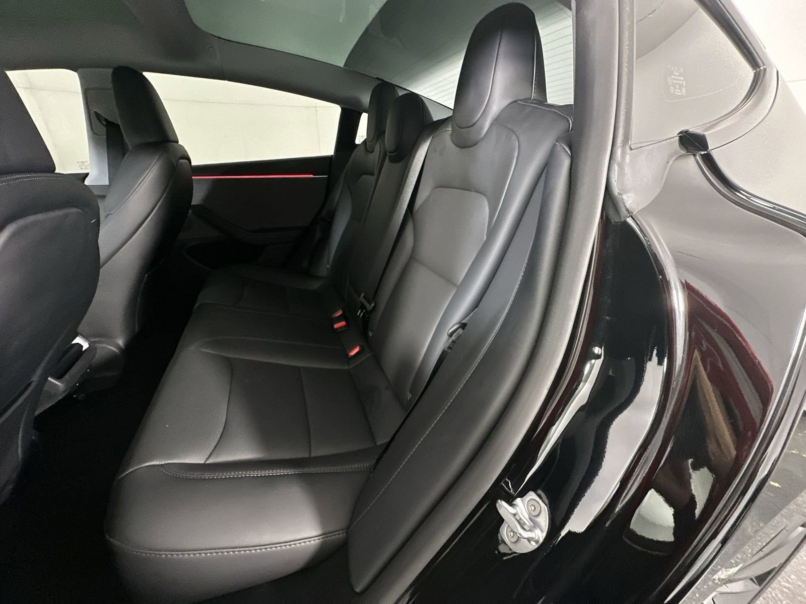 Used 2025 Tesla Model 3 Long Range image 27