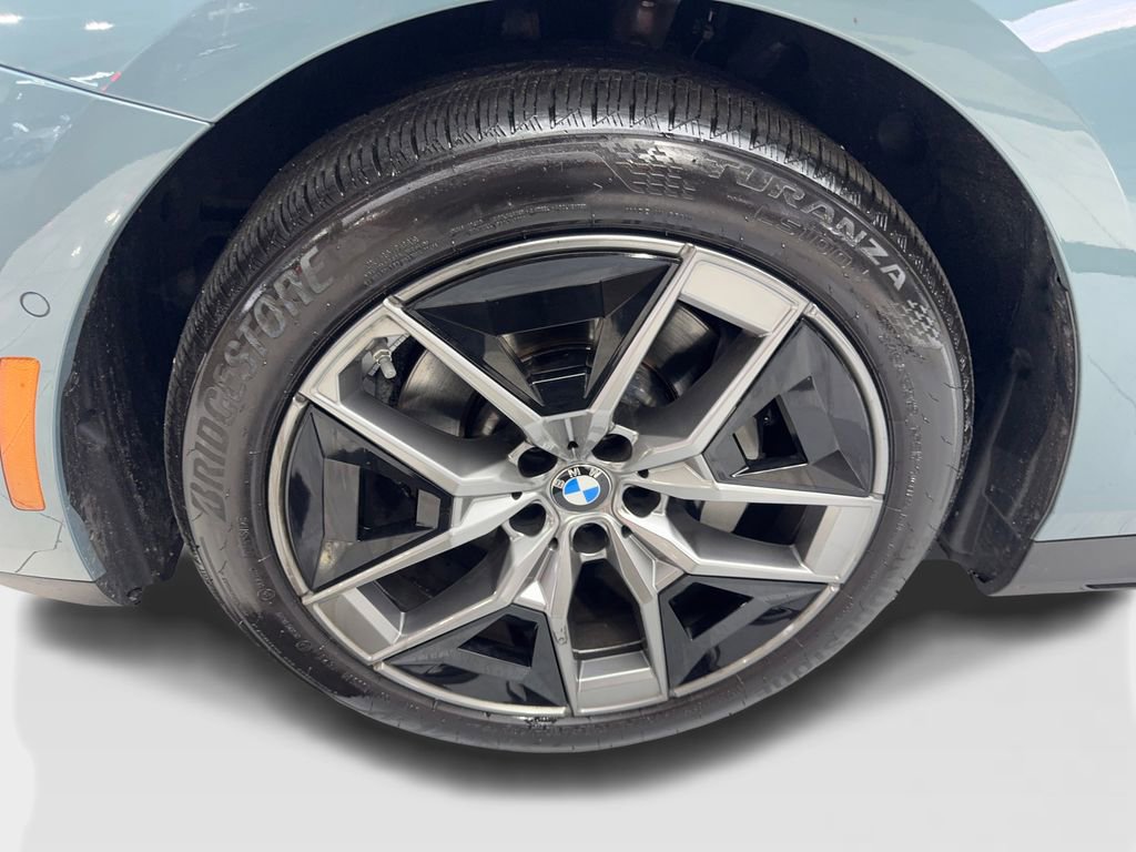 Used 2026 BMW 530i xDrive w/ Premium Package AWD/4WD image 86