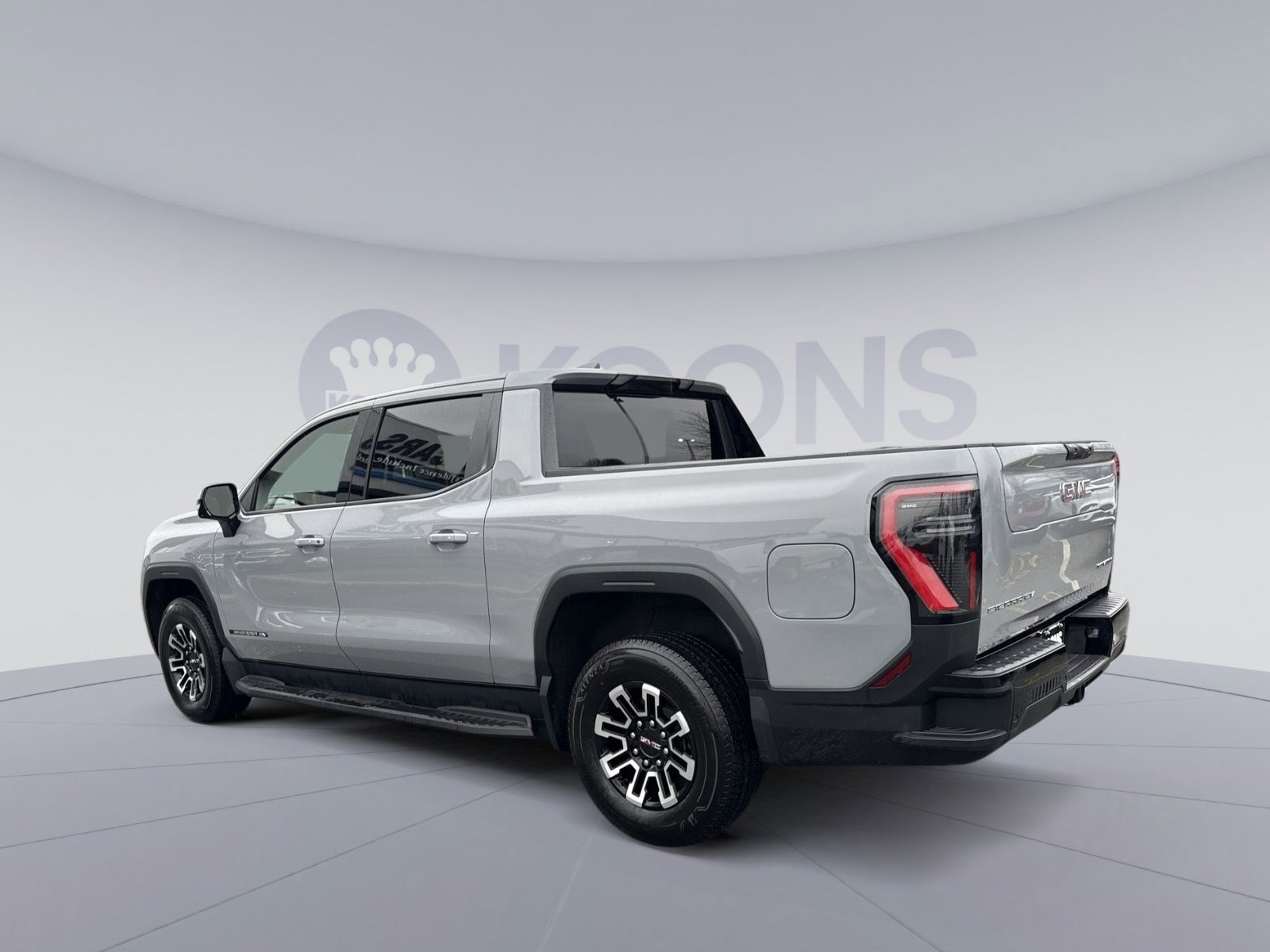 Used 2026 GMC Sierra EV Elevation image 4