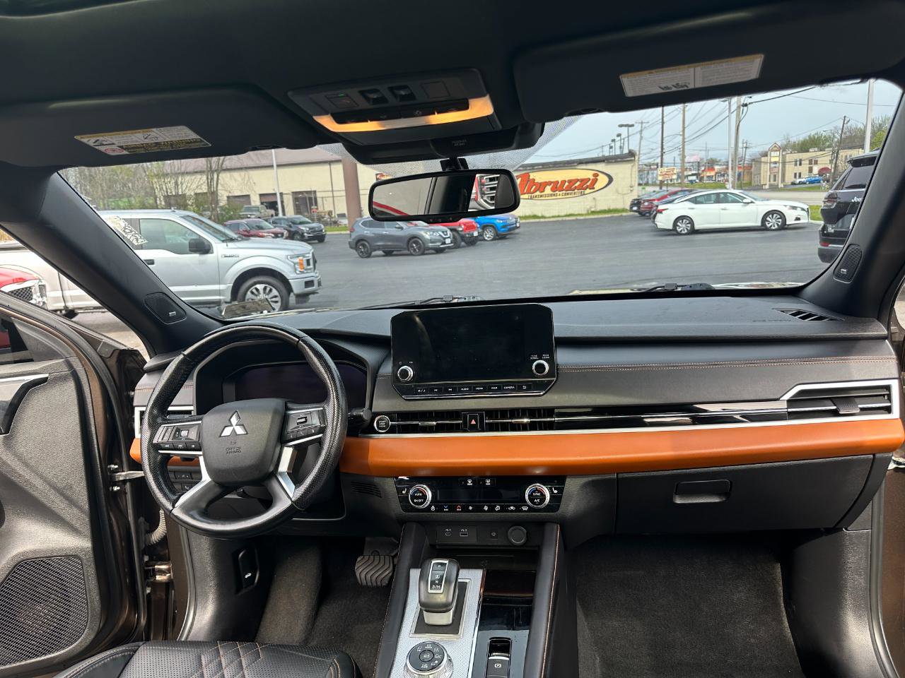 Used 2022 Mitsubishi Outlander SEL AWD/4WD image 37