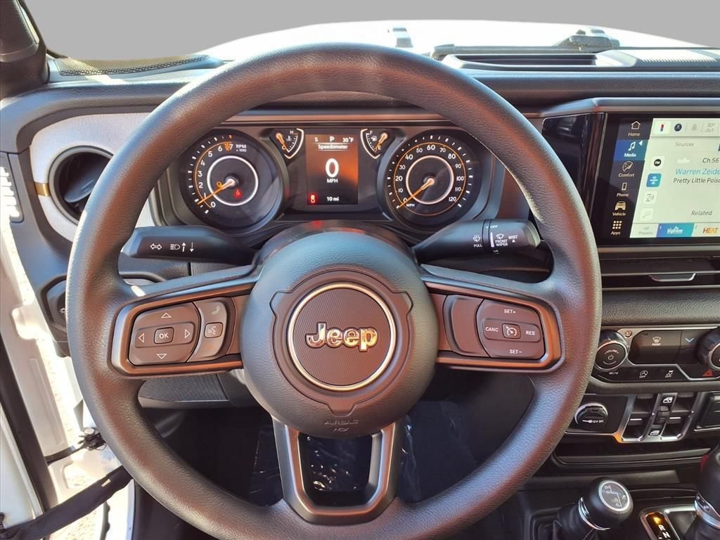 New 2026 Jeep Gladiator Sport AWD/4WD image 12