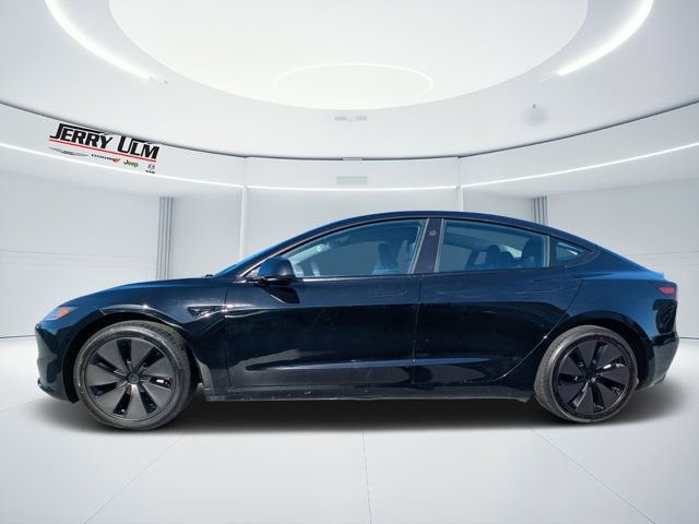 Used 2024 Tesla Model 3 Standard Range image 5