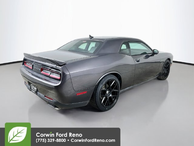 Used 2015 Dodge Challenger R/T Plus RWD image 9