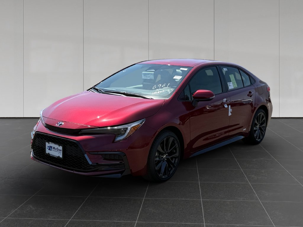 Used 2026 Toyota Corolla SE w/ SE Premium Package