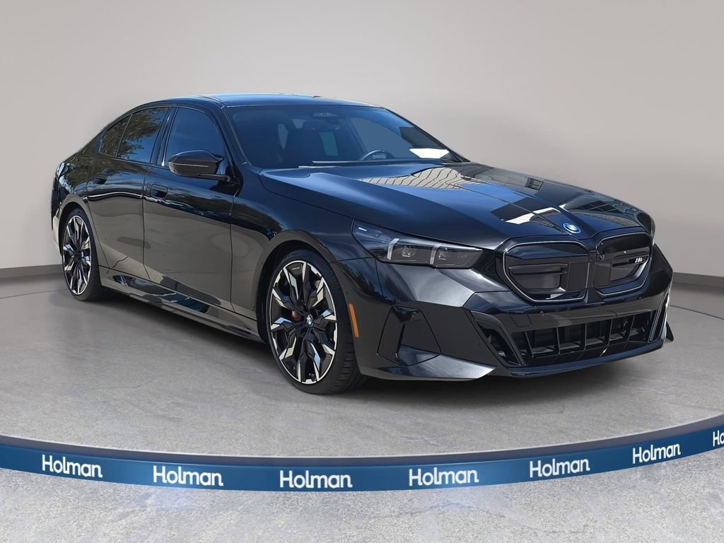 Used 2025 BMW i5 M60 w/ Executive Package image 4