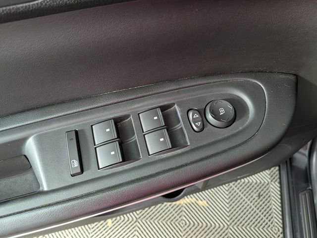 Used 2012 GMC Acadia SLT FWD image 12