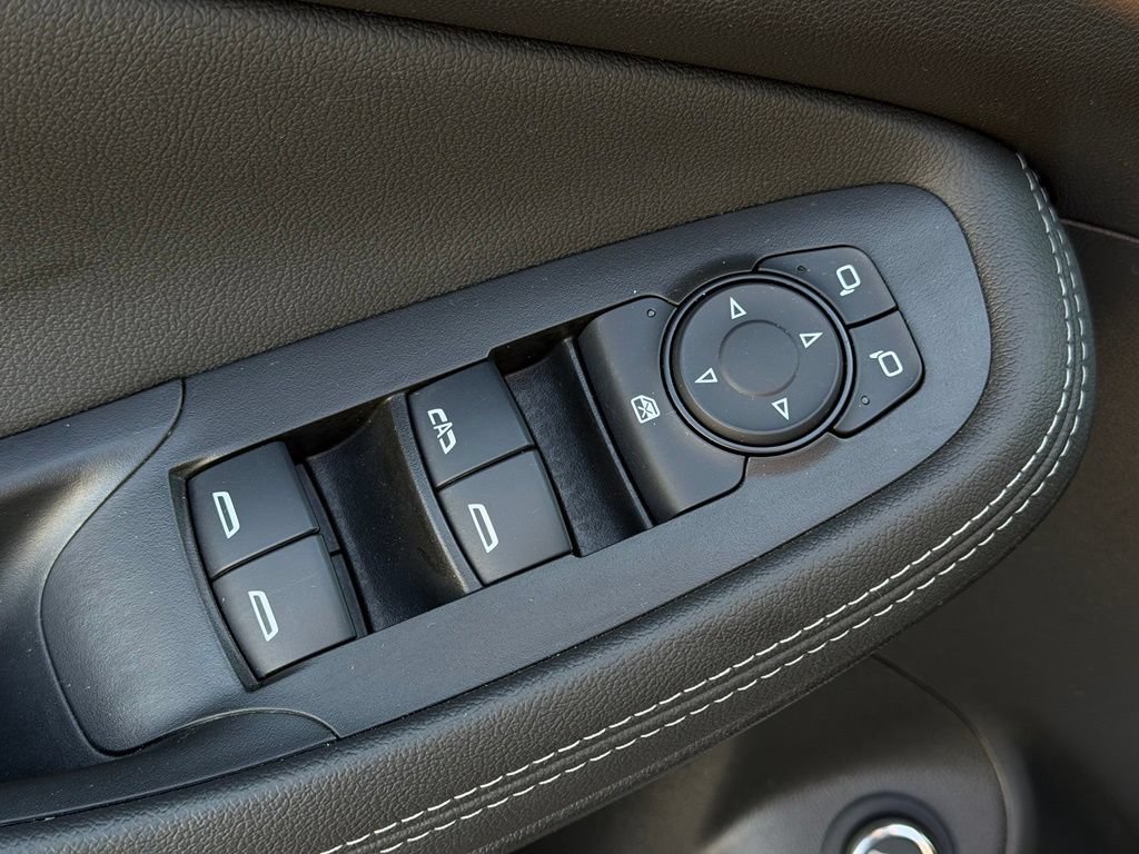 Used 2024 Buick Encore GX Sport Touring w/ Advanced Technology Package FWD image 20