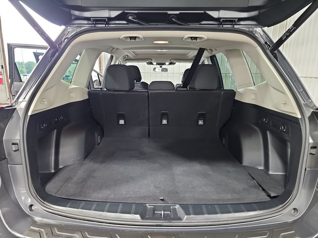 Used 2022 Subaru Forester Premium AWD/4WD image 12