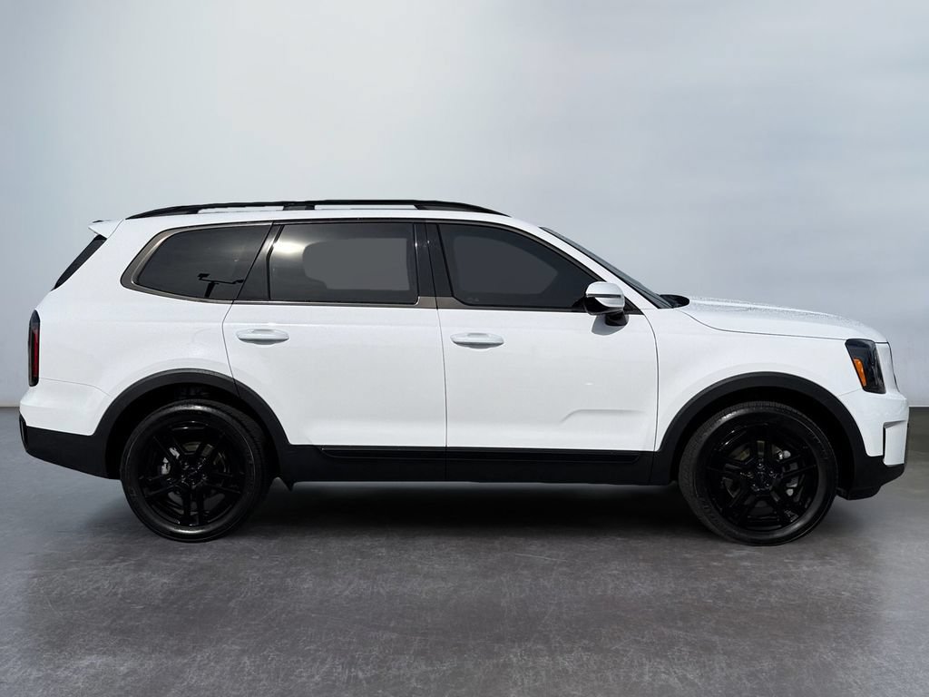 Used 2025 Kia Telluride SX X-Line AWD/4WD image 2