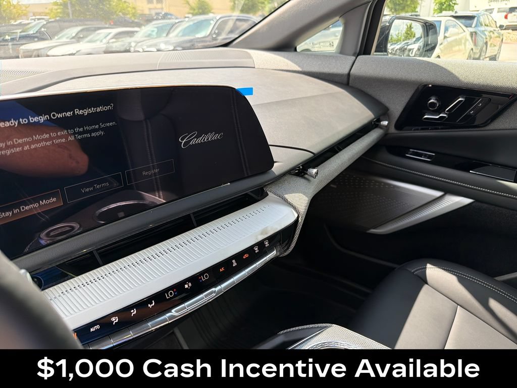 New 2026 Cadillac Optiq Sport 1 w/ LPO, Floor Liner Package AWD/4WD image 26