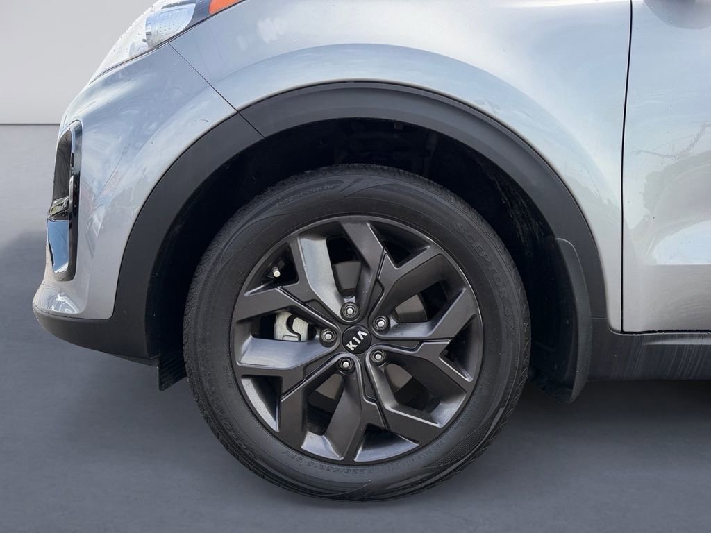 Used 2022 Kia Sportage LX w/ LX FWD Value Edition Package image 9